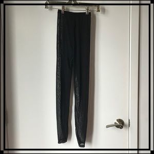 Mesh leggings